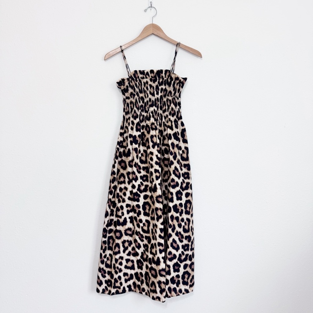 ✨H&M✨Leopard Print Midi Dress